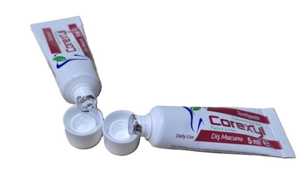 Corexyl Mini Diş Macunu 10gr-5ml Kullan At Diş Macunu